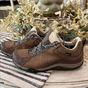 Ecco Men's Brown and Tan Athletic Shoes